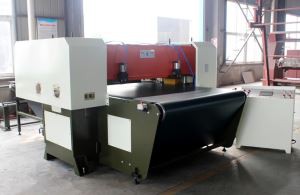コンベアカッティングプレス、自動型抜き機