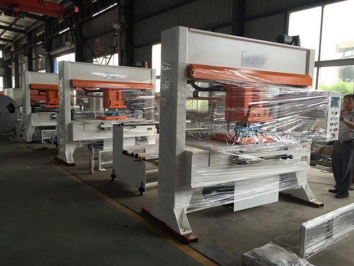 インソールトラベルヘッドカッティングマシン