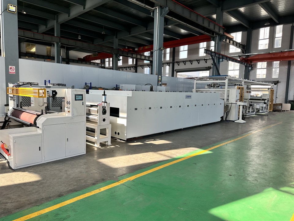 ダブルベルトプレス